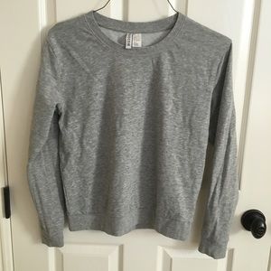 Grey sweatshirt